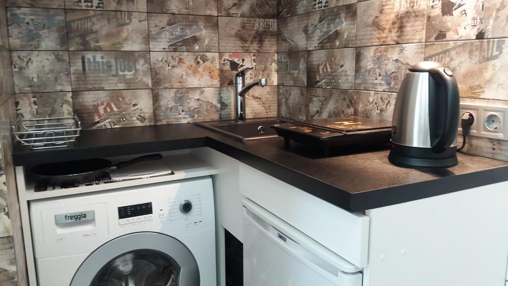 לבוב Apartment With Fireplace מראה חיצוני תמונה