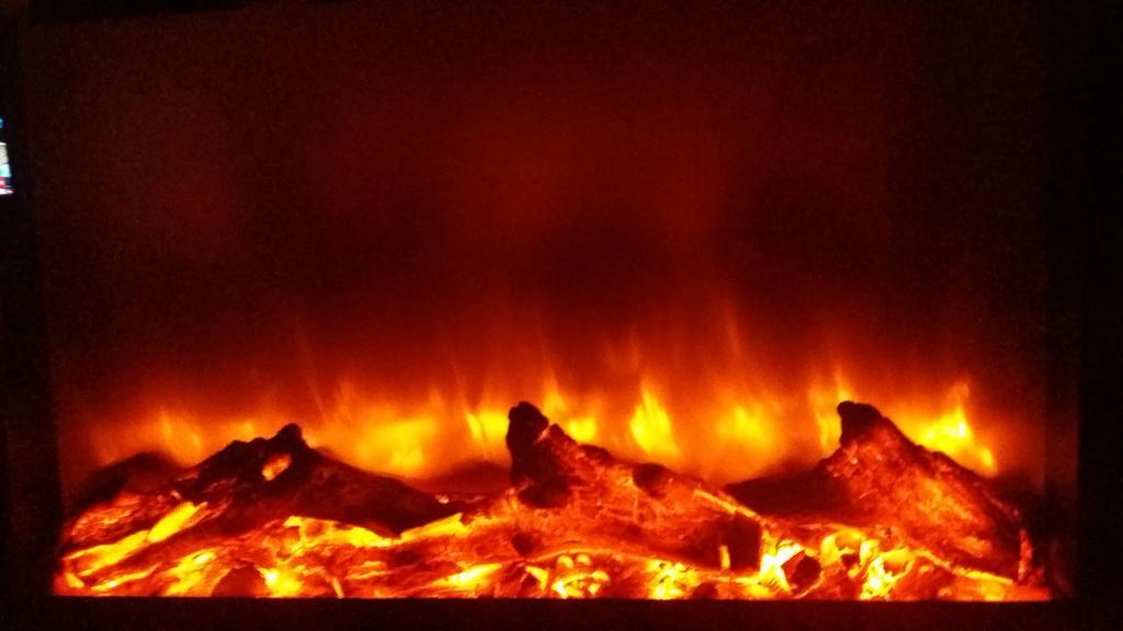לבוב Apartment With Fireplace מראה חיצוני תמונה